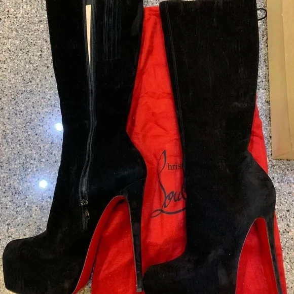 Christian Louboutin Daf Suede Boots! - Picture 6 of 11